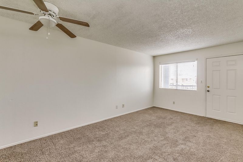 7144 N 66th Dr, Glendale, AZ 85301