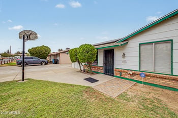 7145 Indianola Ave, Phoenix, AZ 85033