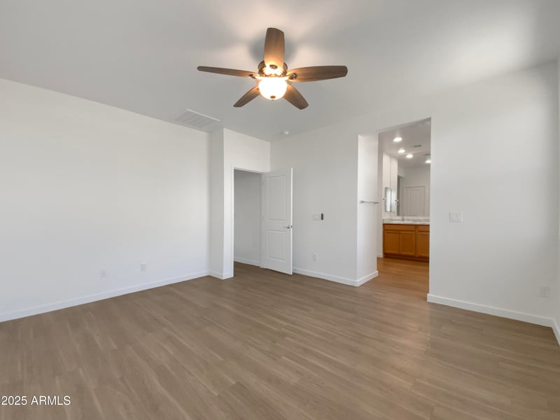 7146 Bobwhite Ct, San Tan Valley, AZ 85143