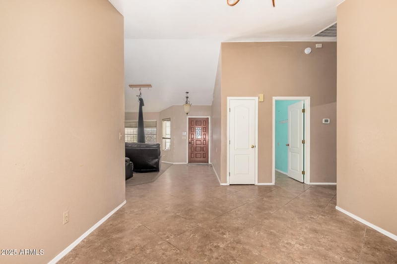 7146 Voltaire Ave, Peoria, AZ 85381