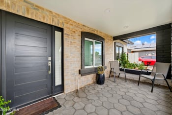 7148 Catalina Dr, Phoenix, AZ 85033