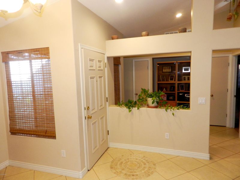 715 E Linda Ln E, Chandler, AZ 85225