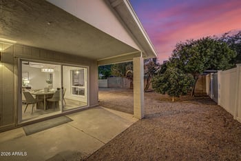 715 Laguna Azul Ave, Mesa, AZ 85210
