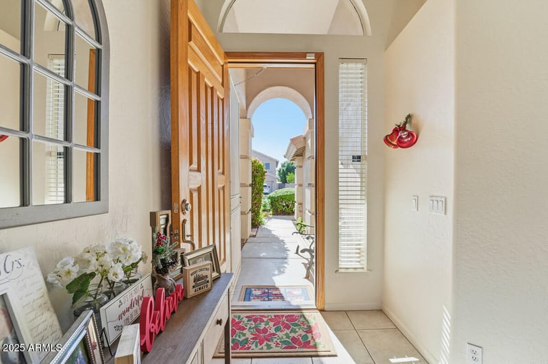7150 W Dreyfus Dr, Peoria, AZ 85381