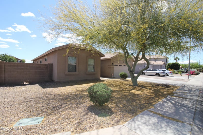 7151 Lamar Rd, Glendale, AZ 85303