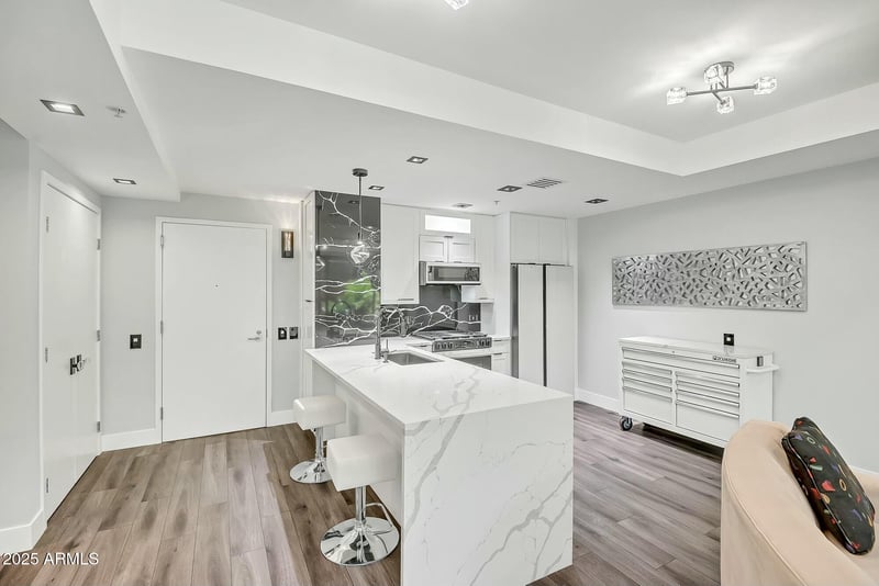 7151 Rancho Vista Dr #1003, Scottsdale, AZ 85251