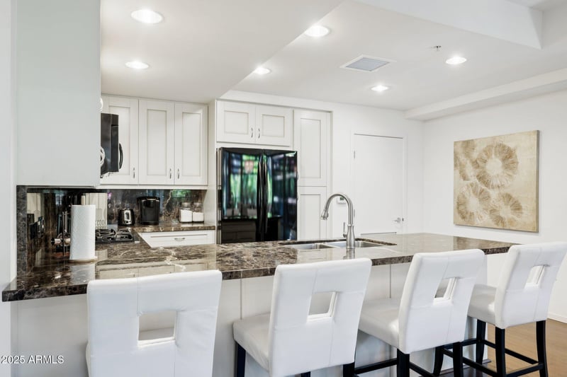 7151 Rancho Vista Dr #3001, Scottsdale, AZ 85251