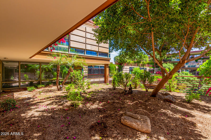 7151 Rancho Vista Dr #4001, Scottsdale, AZ 85251
