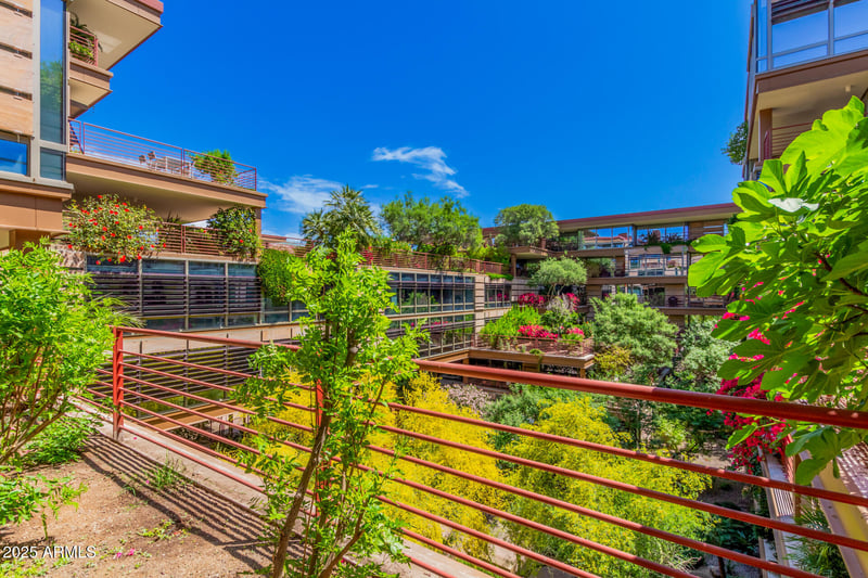 7151 Rancho Vista Dr #4001, Scottsdale, AZ 85251