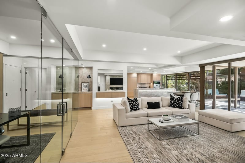 7151 Rancho Vista Dr #5001, Scottsdale, AZ 85251