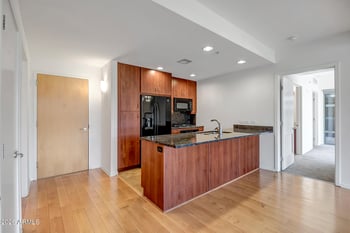 7151 Rancho Vista Dr #6004, Scottsdale, AZ 85251