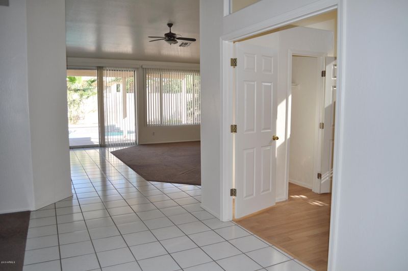 7154 E Laguna Azul -- E, Mesa, AZ 85209
