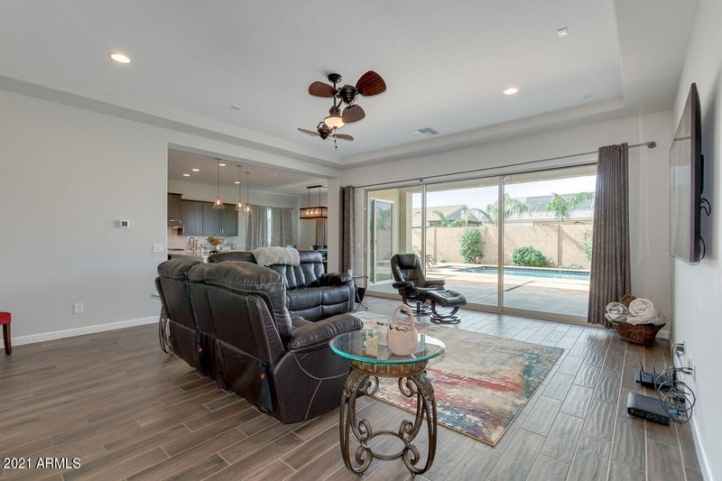 7154 E Peralta Cir, Mesa, AZ 85212