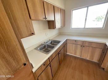 7155 N 66th Dr, Glendale, AZ 85301