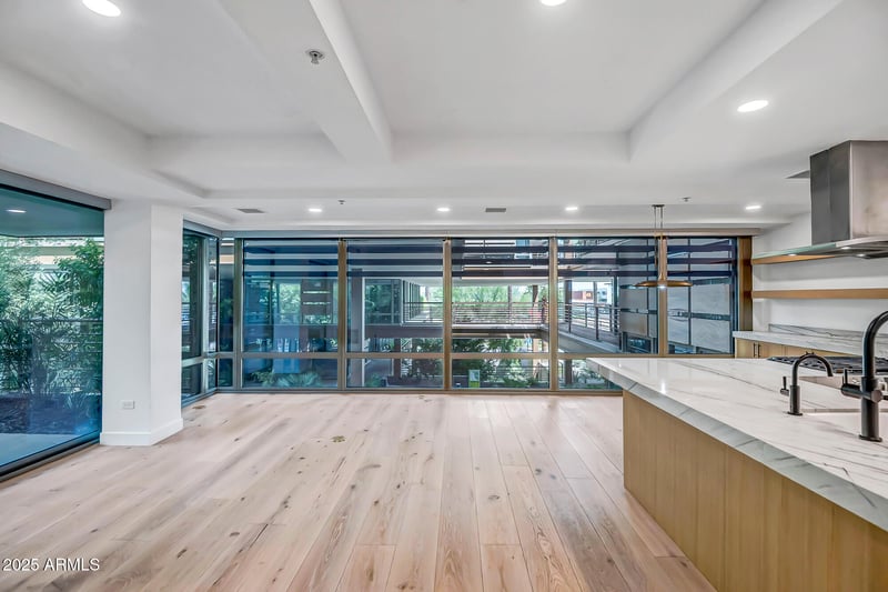 7157 Rancho Vista Dr #2007, Scottsdale, AZ 85251