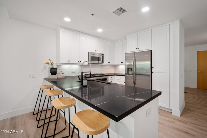 7157 Rancho Vista Dr #2010, Scottsdale, AZ 85251