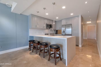 7157 Rancho Vista Dr #3005, Scottsdale, AZ 85251