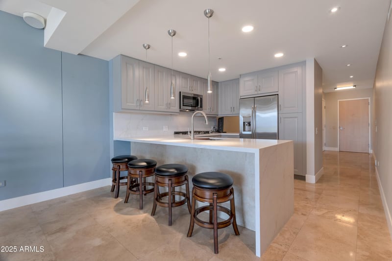 7157 Rancho Vista Dr #3005, Scottsdale, AZ 85251