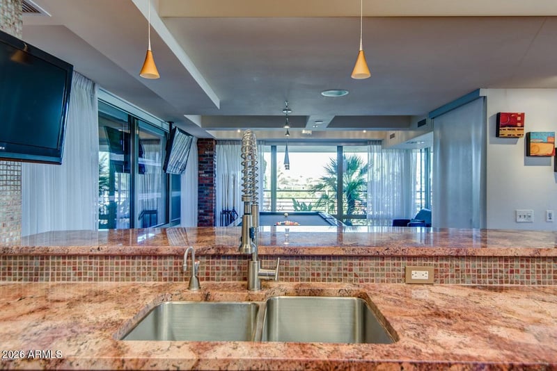 7157 Rancho Vista Dr #4006, Scottsdale, AZ 85251