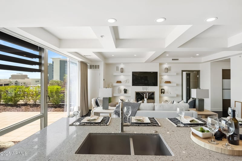 7157 Rancho Vista Dr #6004, Scottsdale, AZ 85251