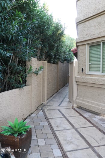 716 N Jentilly Ln, Chandler, AZ 85226