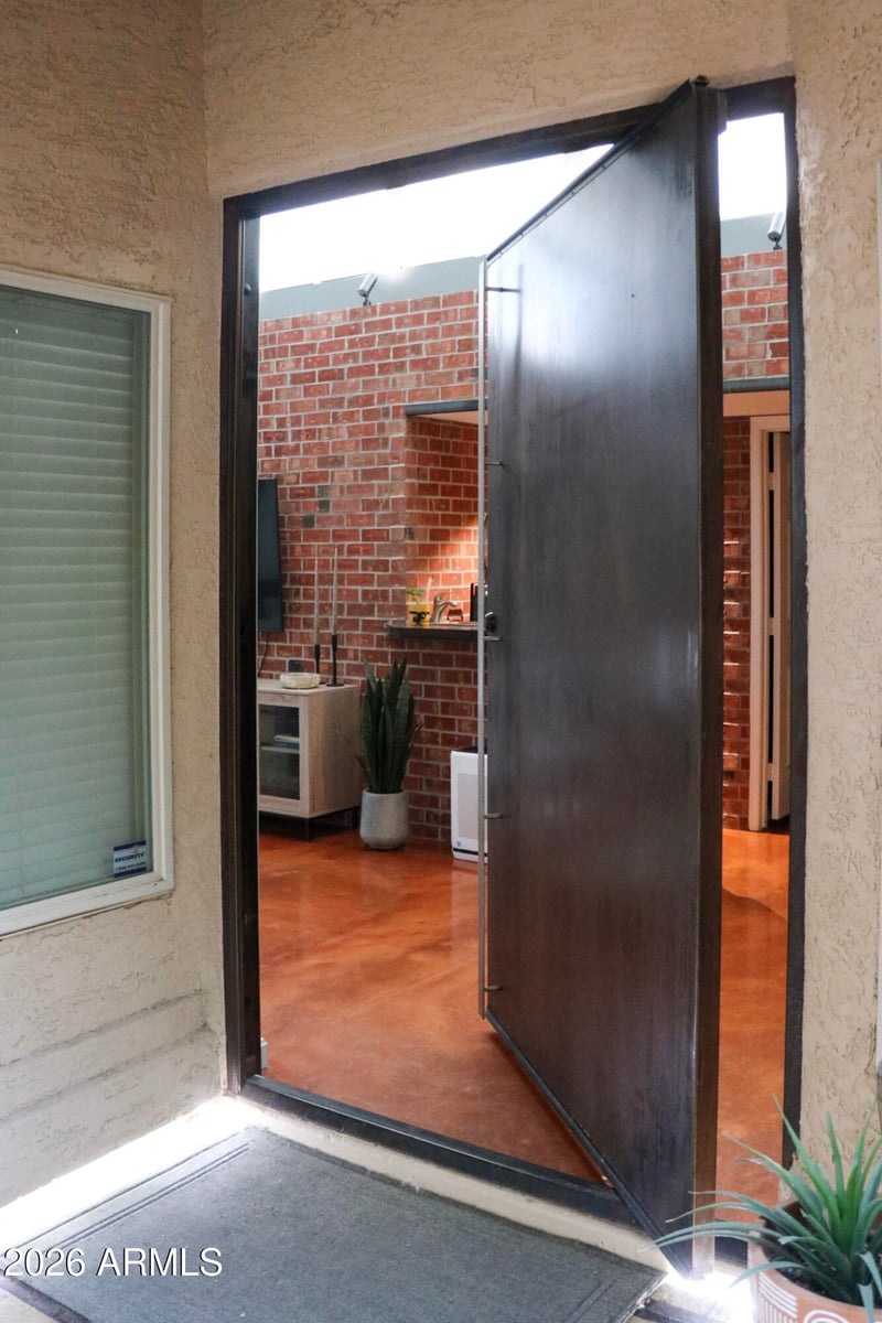 716 N Jentilly Ln, Chandler, AZ 85226