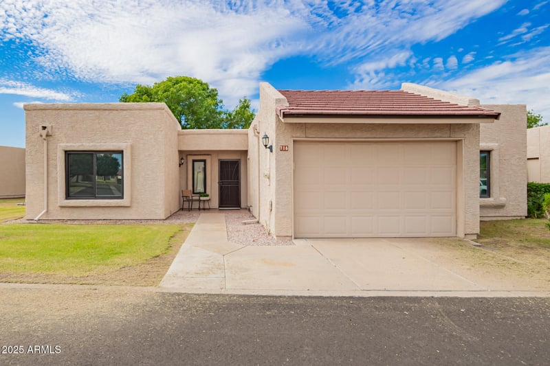 716 Privet Way, Mesa, AZ 85208
