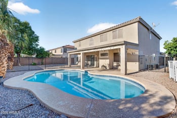 716 S Cardinal St, Gilbert, AZ 85296