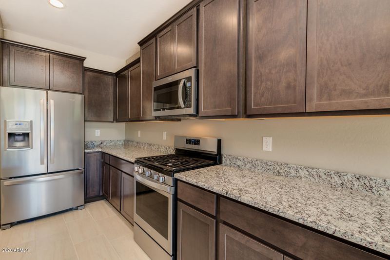716 W Anderson Dr, Phoenix, AZ 85023
