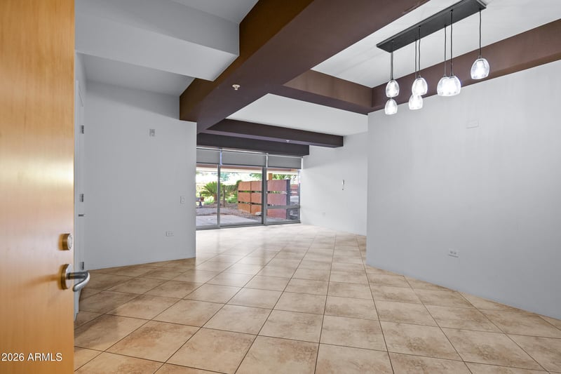 7161 Rancho Vista Dr #1004, Scottsdale, AZ 85251