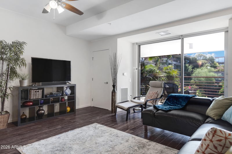 7161 Rancho Vista Dr #4003, Scottsdale, AZ 85251