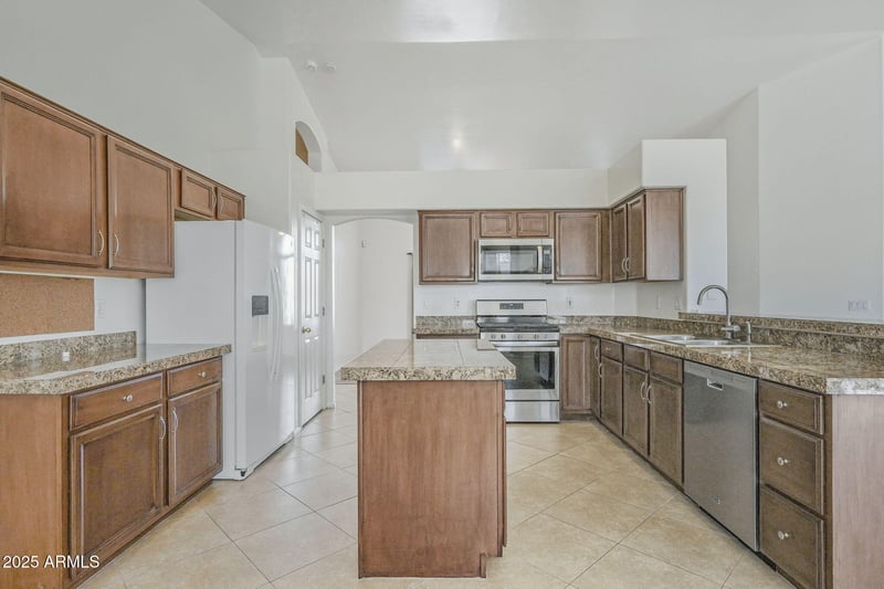 7161 Lomita Ave, Mesa, AZ 85209