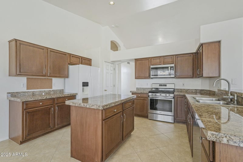 7161 Lomita Ave, Mesa, AZ 85209