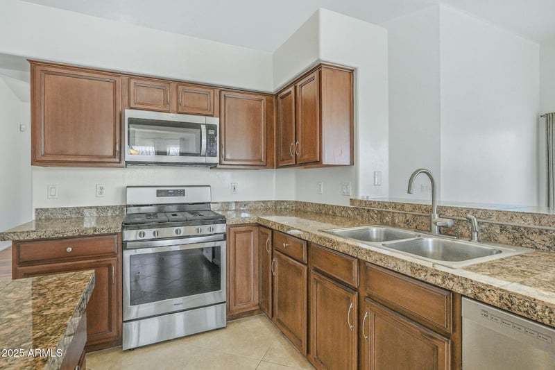 7161 Lomita Ave, Mesa, AZ 85209