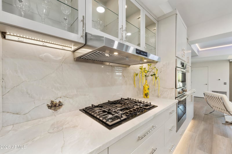 7161 Rancho Vista Dr #3002, Scottsdale, AZ 85251