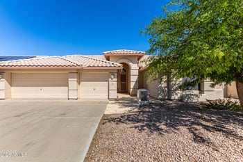 7162 Pershing Ave, Peoria, AZ 85381