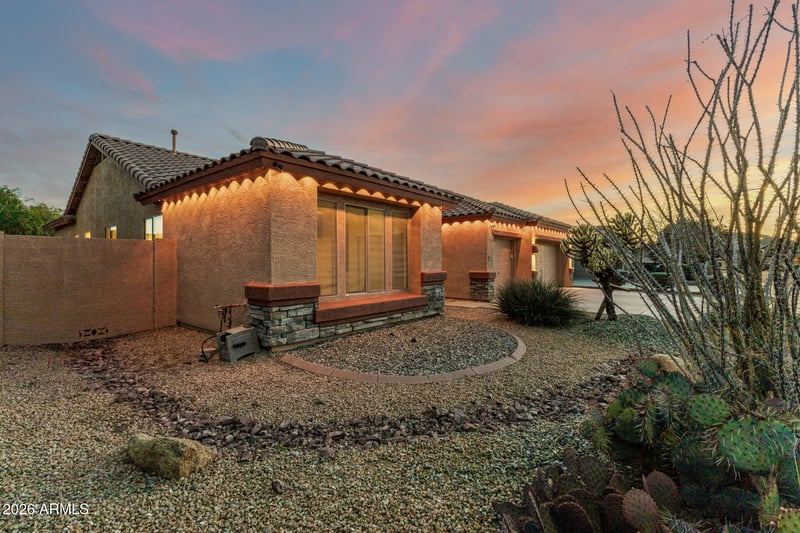 7167 Buckskin Trl, Peoria, AZ 85383