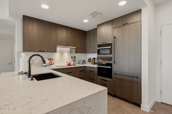 7167 E Rancho Vista Dr #4010, Scottsdale, AZ 85251