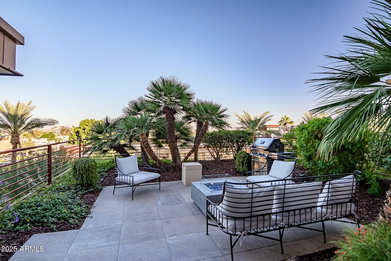 7167 Rancho Vista Dr #4007, Scottsdale, AZ 85251