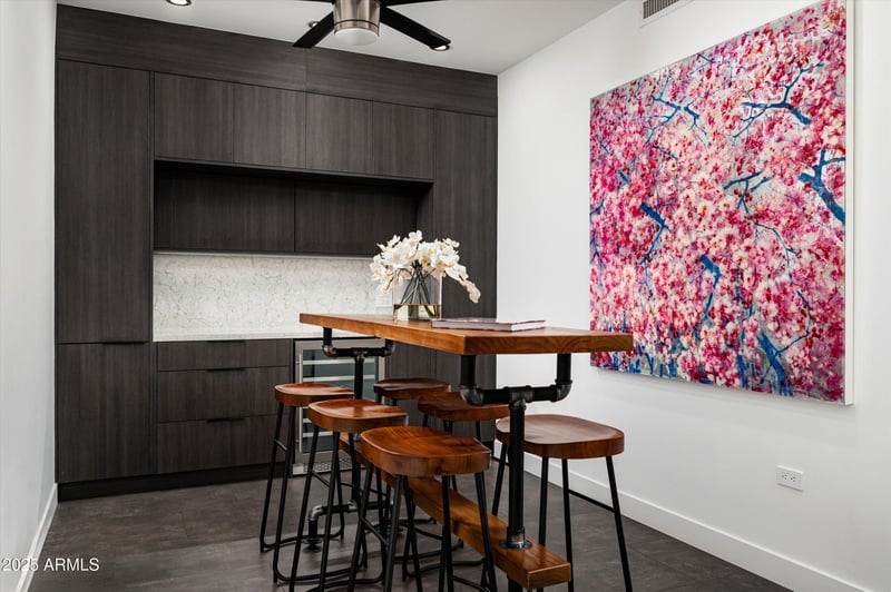 7167 Rancho Vista Dr #4010, Scottsdale, AZ 85251