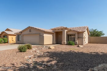 717 Centre Ave, Buckeye, AZ 85326