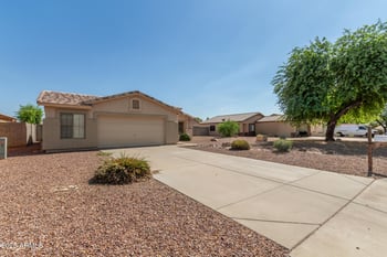 717 Centre Ave, Buckeye, AZ 85326