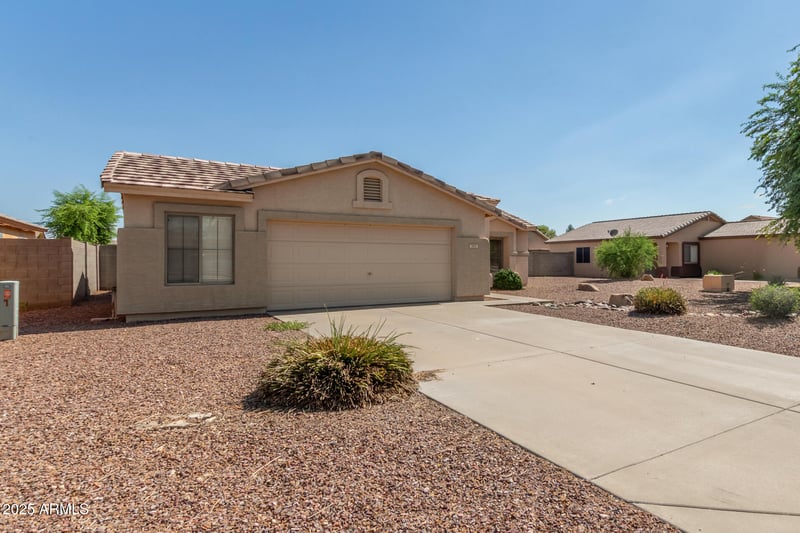 717 Centre Ave, Buckeye, AZ 85326