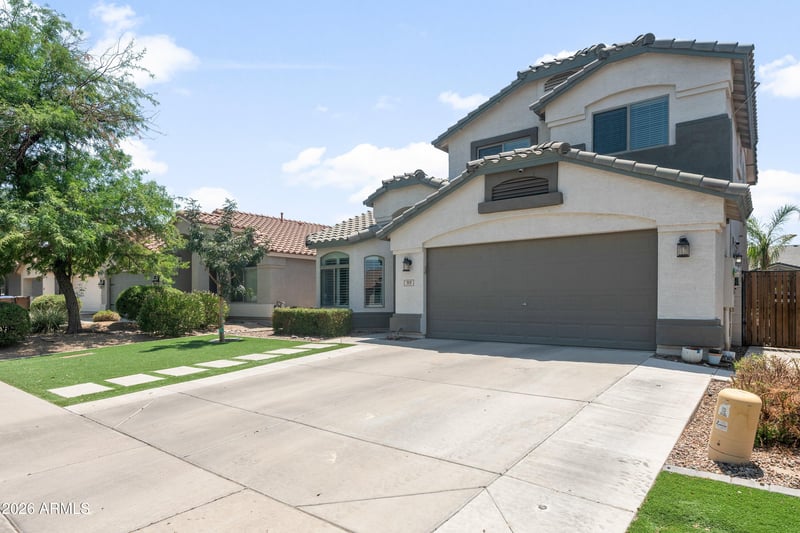 717 Leslie Ave, San Tan Valley, AZ 85140