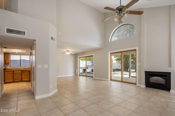 717 E Sack Dr, Phoenix, AZ 85024
