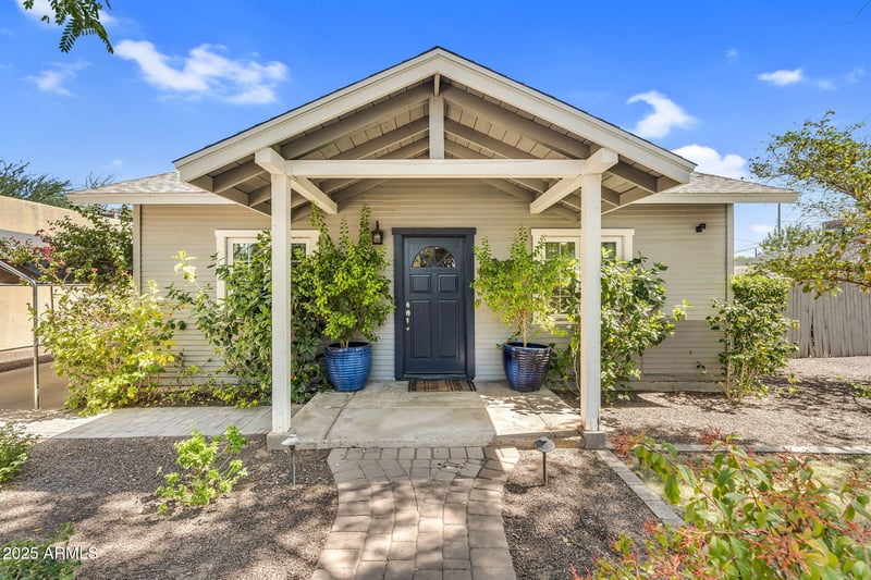 717 Myrtle Ave, Phoenix, AZ 85020