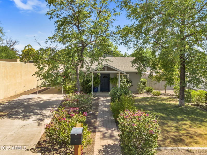 717 Myrtle Ave, Phoenix, AZ 85020