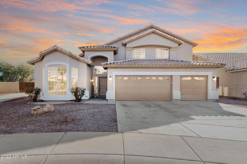 717 W Beverly Ln, Phoenix, AZ 85023