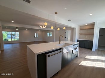717 W Cactus Wren Dr, Phoenix, AZ 85021