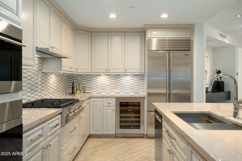 7175 Camelback Rd #301, Scottsdale, AZ 85251